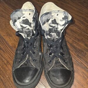 Converse High Top Sneakers Camo Accents Black Canvas Shoes Size Mens 6 Womens 8